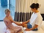 Oscar winner Nicole Kidman gives her sister Antonia a foot rub
