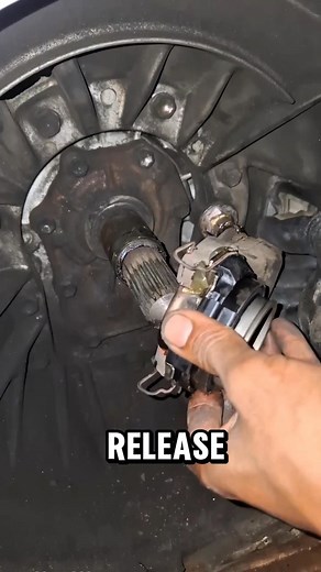 1.2M views · 14K reactions | Release bearing problems六‍ #fblifestyle | Berson Vlogs | Facebook