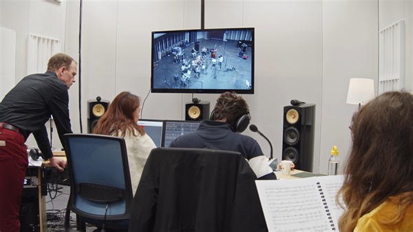 30 reactions | ☀️☀️☀️ Together with composer and KonCon teacher...