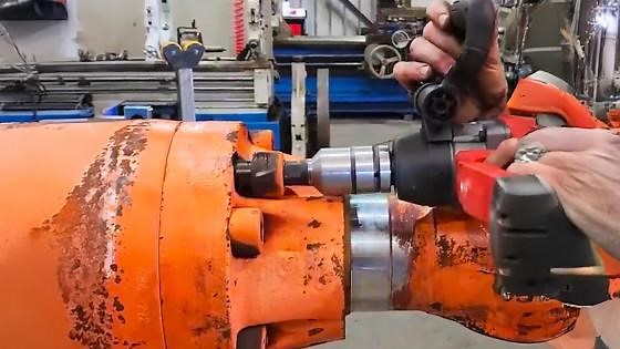 This big cylinder is stuck!