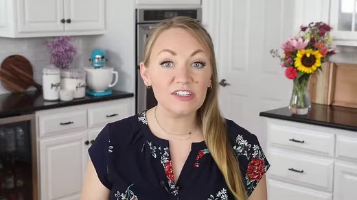 73K views · 442 reactions | How to make perfectly smooth and creamy vanilla Pastry Cream Recipe at home! RECIPE: https://sugarspunrun.com/pastry-cream-recipe/ | Sugar Spun Run | Facebook