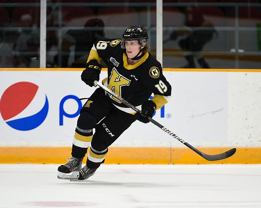 Paul Ludwinski – 2022 NHL Draft Prospect Profile - The Hockey Writers NHL Entry Draft Latest News, Analysis & More