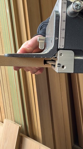 Sussex Bespoke Carpentry Ltd on Instagram: "Showing how the lamello biscuit jointer works with its unique blade direction which allows for hidden fixing options on our furniture www.sussexbespokecarpentry.co.uk"