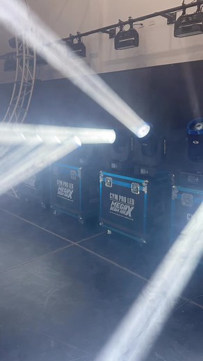 MEGA BEAM USADAS 10rx $15,000🌈 2 PIEZAS CON CASES 🌈GANCHOS 🌈BEAM 10r LÁMPARA 280w 💡🌈 DIMER SHUTER 🌈90/220v 🌈EFECTO ARCOIRIS 🌈GOBOS DE CRISTAL 5 🌈COLORES 🌈PRISMAS 48 caras 🌈PRISMA LINEAL 6 caras 🌈COLORES 🌈FROS 🌈MARCA CYMPRO LED 🌈INF ☎️5527773341 🌈ENVÍOS A TODO EL PAIS 🌈INCLUYE CASES Y GANCHOS#beam#10rx#arcoiris#iluminacion #cymproled | Jorge Cympro