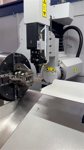 Tube Laser Cutting Machine with Bevel System #tubelasercuttingmachine #tubelaser #pipecutt #tubecut #tubefab #pipefabrication #fabrication | Wuxi Smart CNC Equipment Group Co.,LTD