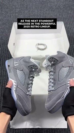 Jordan 5 Retro Wolf Grey looks clean on feet! Smooth tones hit hard #sneakers #nike #shoes #onfeet