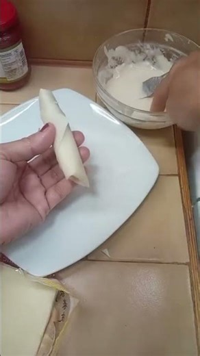 MAKING CRISPY SPRING ROLLS #food
