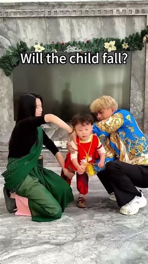 小男孩会摔倒嘛？ #斗罗大陆 #斗罗大陆唐三小舞 #唐舞桐 #印度