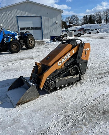 Bob Mark Equipment Sales on Instagram: "JUST ARRIVED in Lindsay! A 2024 Case TL100 Mini Track Loader.⁠ ⁠ • 36-inch narrow track width with 7-inch tracks⁠ • Kubota 24.8 horsepower diesel engine⁠ • ISO Pilot Joystick Control⁠ • Auxiliary hydraulics⁠ • 36-inch bucket with bolt-on cutting edge⁠ • 3536 lb. operating weight⁠ • 1000 lb. lift capacity to full height⁠ ⁠ Come check it out today!"
