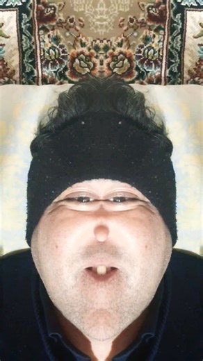 Strange reaction to a funny and comedy video if you can't help but laugh😁😂🤪 #funny