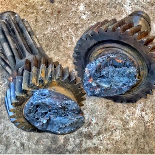 145K views · 890 reactions | How Mechanic Intelligently Rebuild a Truck Gear Block | | Amazing Technology | Facebook