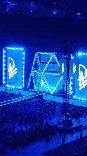 Darby Allen entrance aew all in London 2026 #aewfans #allelitewrestling #alleliteLondon #darbyallin