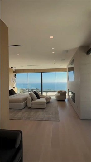 Malibu beach house that redefines luxury 🌊🏠