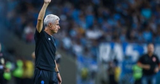 Castro reclama do árbitro após empate do Grêmio: "Não pode agitar o jogo"