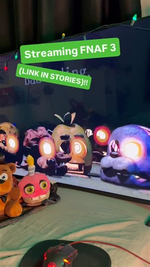 Crisp Rat on Instagram: "DONT LET SPRINGTRAP DIDDLE ME!!! #fnaf3 #fnaf #fyp #fivenightsatfreddys3 #streaming"