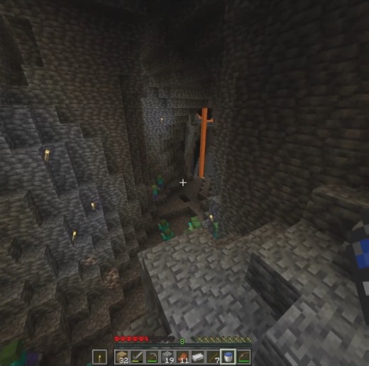 Entering the Cursed MOUNTAIN VAULT, Can I Escape? | Minecraft Curios
