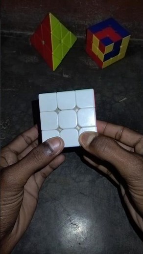 How to make a Rubik's cube solve in magic trick 😱🤯😳🪄 #viral #trending #shortvideo