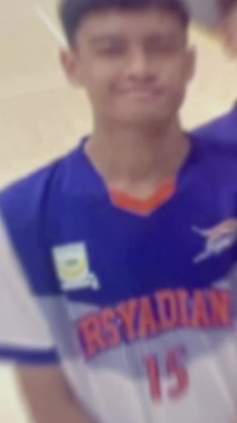 Viral TikTok Cewek Cantik di District 9 AOC