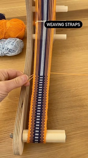 Emma Baker - SpireCrafts | Weaver | Handwoven Luxury Gifts on Instagram: "Inkle loom weaving - do subscribe to get news of this strap and other weaving projects - link in profile. I will be bringing this loom to @unravelfestival next week if anyone is visiting and would like to have a go at weaving on it. #weaving #inkleloom #colourmakesmehappy #handwoven #loom #weaversofinstagram #handweaver #braids #mindfulcrafting #colour"
