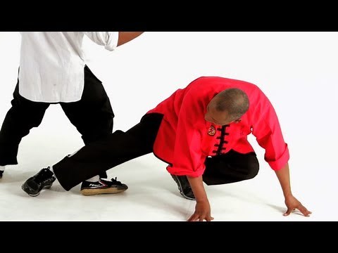 How to Do Sweep of 18 Hands Techniques | Shaolin Kung Fu