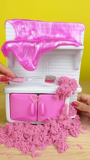 803K views · 20K reactions | Cleaning and organizing Barbie’s Kitchen cabinet 﫧識什 #toys #asmr #cleaning #satisfyingvideos | Poppy Bee | Facebook