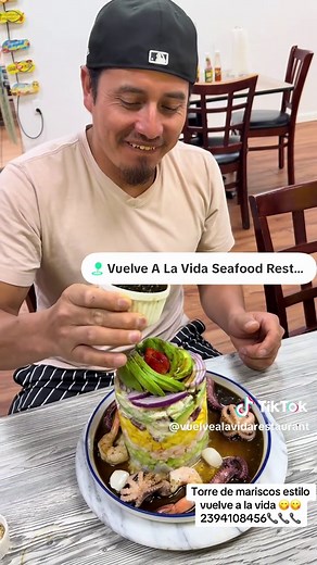#quientepegopapá #vuelvealavidarestaurant #vuelvealavidafortmyers #micheladas #seafoodlovers @Rodis 🇭🇳♥️ @adricruz100 @Ednita Lorena Mtz