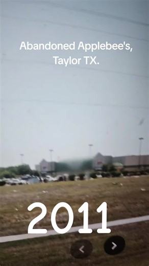 Exploring the Abandoned Applebee's in Taylor, TX