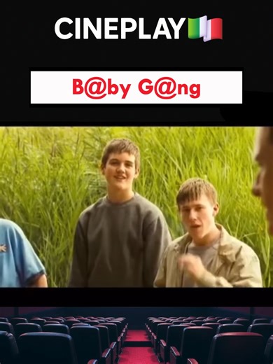 🍿 Preparate i popcorn e seguiteci! Noi consigliamo il film 🎥 Steve e Jenny, coppia londinese benestante, scelgono il paradisiaco lago Eden per weekend romantico pre-matrimonio. La quiete si spezza quando incrociano gang adolescenti locali: prima insulti e furti auto, poi escalation violenza brutale con Steve ucciso, Jenny braccata da Brett e complici sadici. Eden Lake horror survival 2008, film adolescenti violenti, Michael Fassbender pre-fama, Jack O'Connell esordio Skins, cult home invasion 