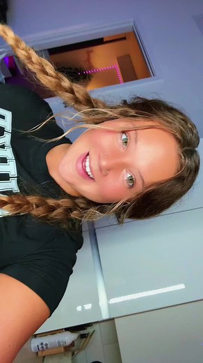 May Seed💓 (@mayceeds)’s video of green light