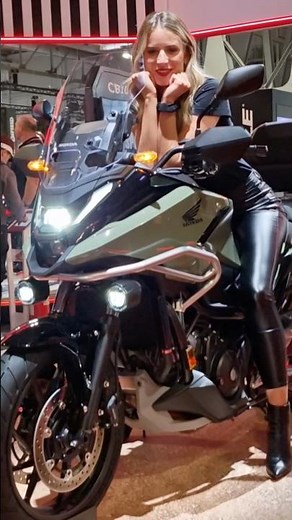 Beautiful Model Girl on a Motorcycle 🔥 | Bike Show Short