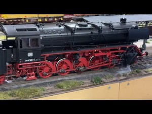 3-Cylinder Sound of Model Train German Class 44 Steam Engine in Gauge 1 1/32 Scale by Spur 01 ex MBW