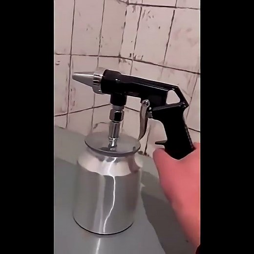 Pneumatic Sandblasting Gun, Small High-Pressure Sand Blaster for Rust Removal and Decontamination