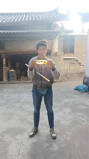 孙悟空与诗意姑娘的奇幻旅程