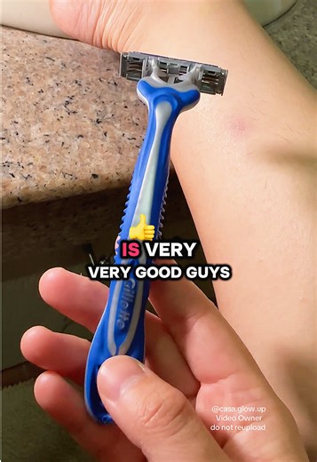 Gillette Blue II Plus: Smooth Shaving Experience