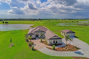 Hampton Lakes by Medallion Home