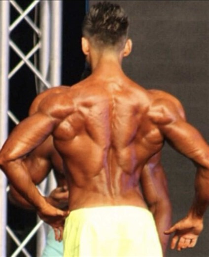 Neutral Grip Row Benefits: How to Add Pendlay & Chest-Supported Variations