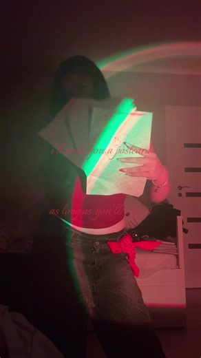 Exploring the Art of Postcard Letters