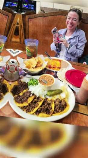 Shannon62.0 (@shannon62.0)’s videos with Where The Food At? - G-Mayne Da Wreck