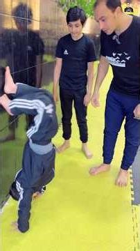ياترى الولد الصغير عمل الحركة صح ولا غلط 🤔 #رياضة #sports #شقلبه #جمباز #تحدي #تحفيز #اكسبلور