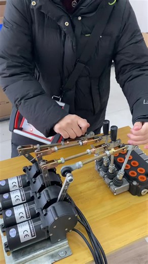 Crane wireless proportional valve remote control factory,12v24vWireless proportional remote controller of crane,Elevate control with crane remote control! Experience precision and safety at your fingertips，Manual operation and remote control 150meters The manufacturer of crane wireless remote control supports customization, preferential price and guaranteed quality, and sincerely invites agents from all over the world.#crane #cranetruck #cranes #craneoperator #cranelove #cranework #cranelife #cr