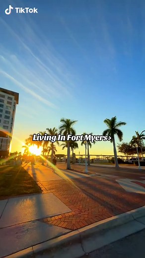 Explore Fort Myers: A Tropical Paradise and Cultural Hub