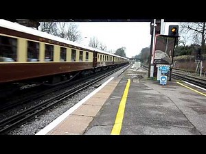 35028 Clan Line drifts north thru S Croydon. Up VSOE Lunch Special. 17-Feb-2012.MOV
