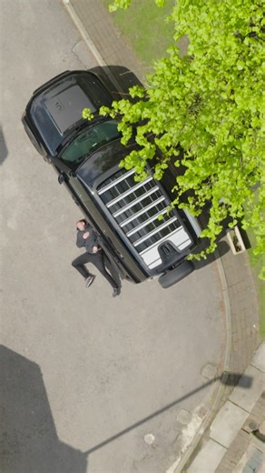 467K views · 1.1K reactions | Who shot Warren Fox? #Hollyoaks | Hollyoaks | Facebook