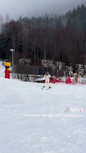 skiing lessons going strong🎿😏