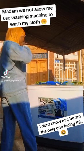 Hand Washing Clothes vs Washing Machine: The Ultimate Debate