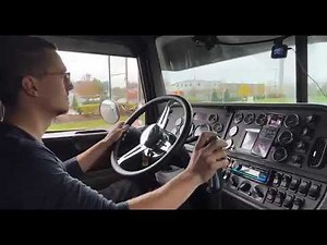 Peterbilt 386 with straight piped Cummins ISX15