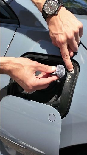 💡Electric charging flap of the all-new Lexus ES (2027)