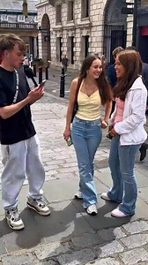 47K views · 95 reactions | Can you name it欄⬇️#country #uk #funny #flags #redwhiteandblue #quiz | Prattx Tomm | Facebook