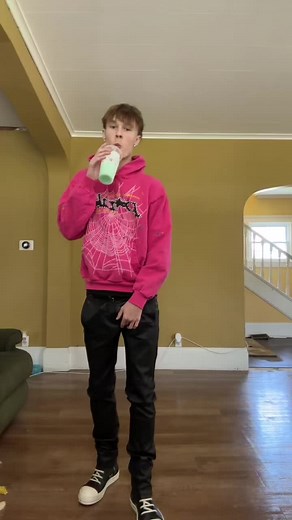 whiteboyem (@whiteboyem)’s videos with Buckle up - PHILLYGOATSPENCE🐐