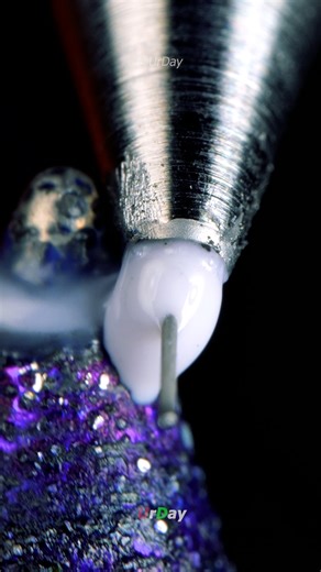 1.7M views · 4.9K reactions | Erasable pen's ink turn white with heat from friction | UrDay | Facebook